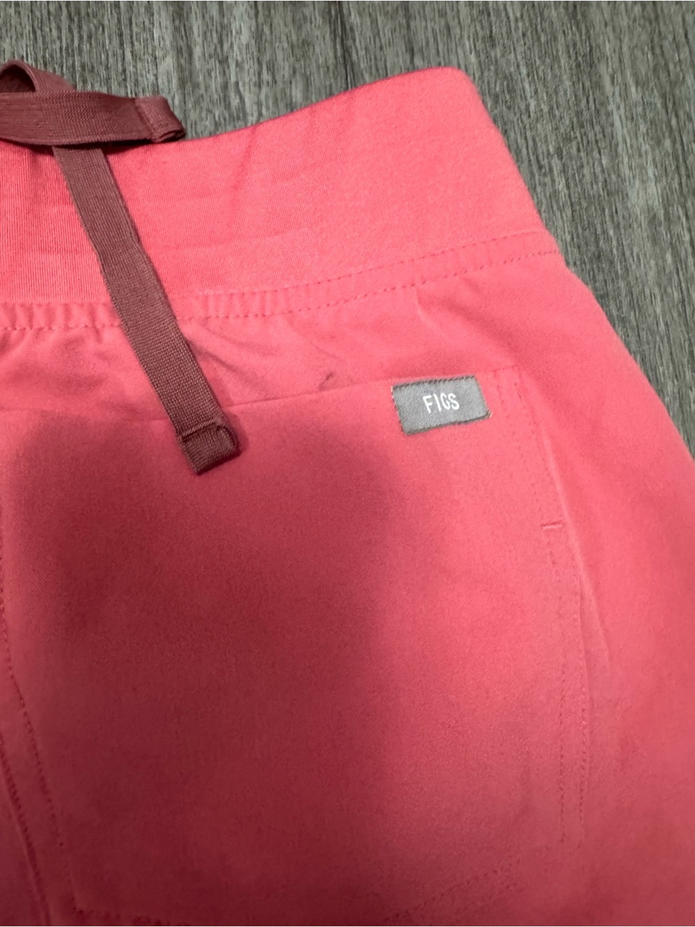 Figs Women's Pink Zamora top and Jogger - Picture 12 of 16